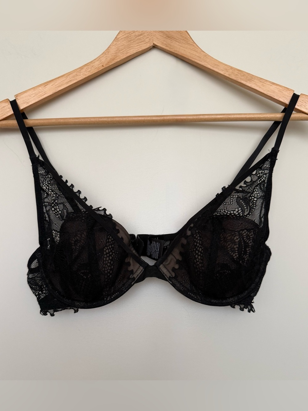 Calvin Klein delicate Black Lace Balconette Demi 34B NWOT